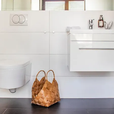 Apartment Blackncozy - Stellwerk Mit Boxspringbett In Zentraler Lage *