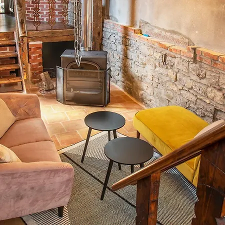 Blackncozy - Stellwerk Mit Boxspringbett In Zentraler Lage * Lorrach